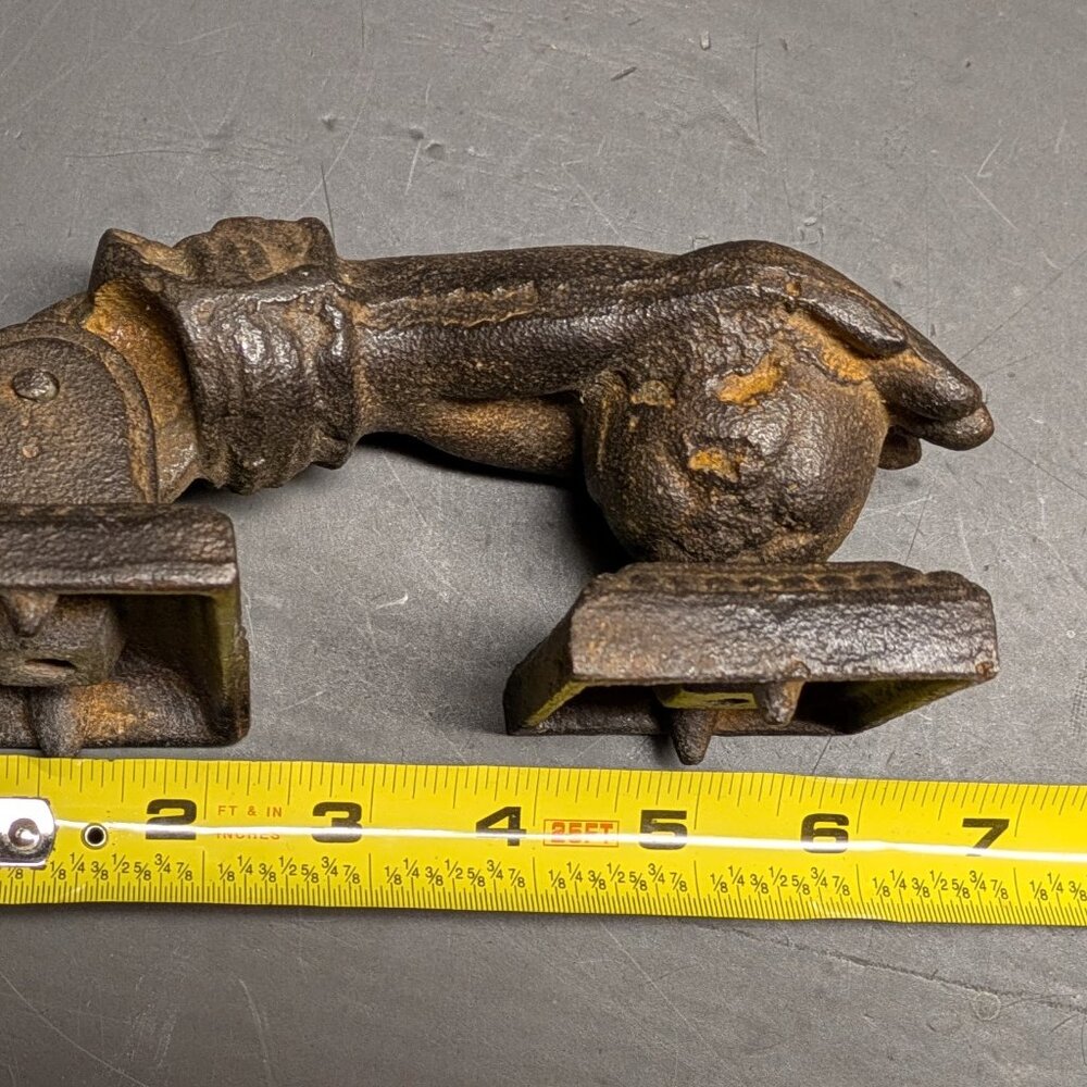 Antique Cast Iron Door Knocker - Picture 10 of 10